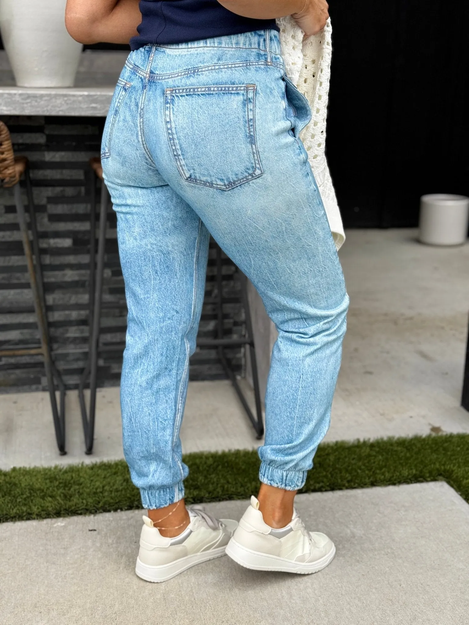 Cami Jogger